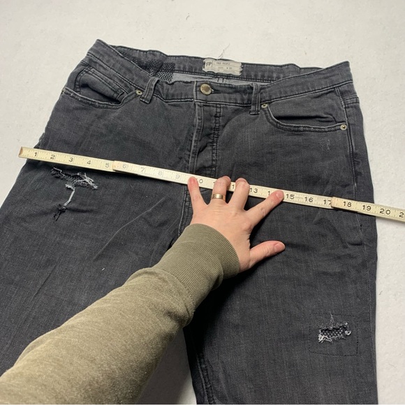 Free People Fishnet Patch Skinny Jean Button Fly Washed Out Black size 30 - Picture 7 of 16